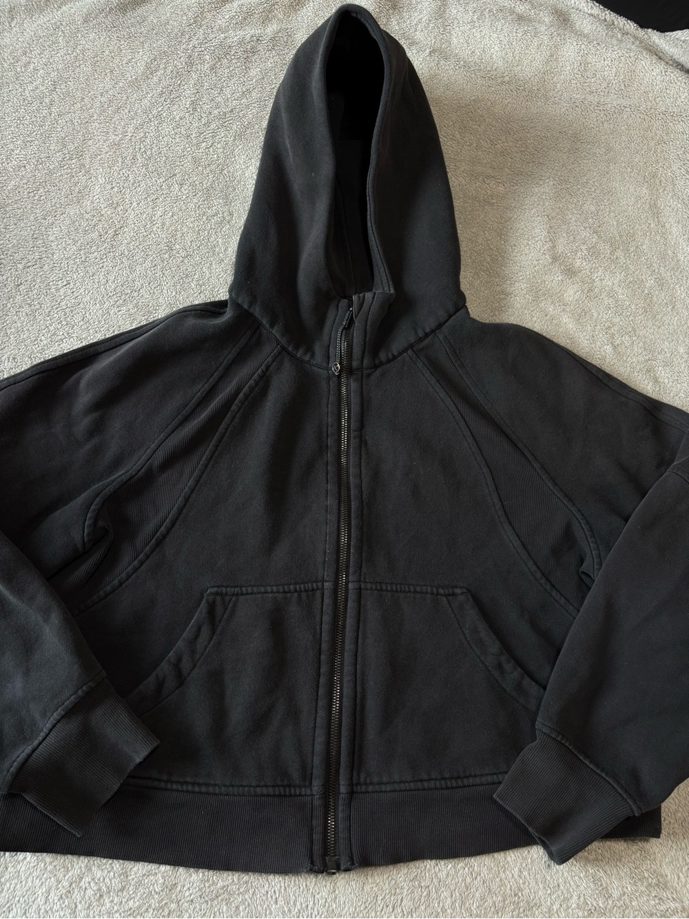 Lululemon Scuba Oversized Cropped Full Zip Jacket Black size M/L